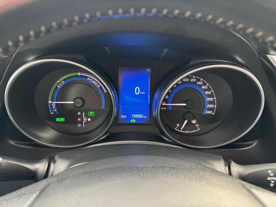 Toyota Auris 1,8 Hybrid H2 Comfort Touring Sports CVT 5d