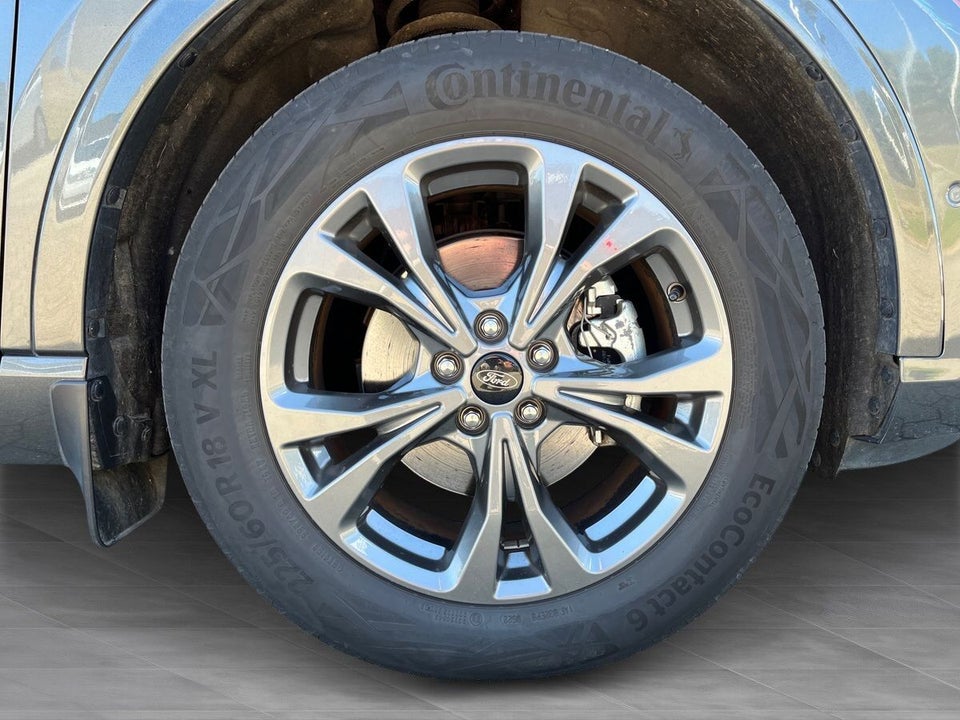 Ford Kuga 2,5 PHEV ST-Line X CVT 5d
