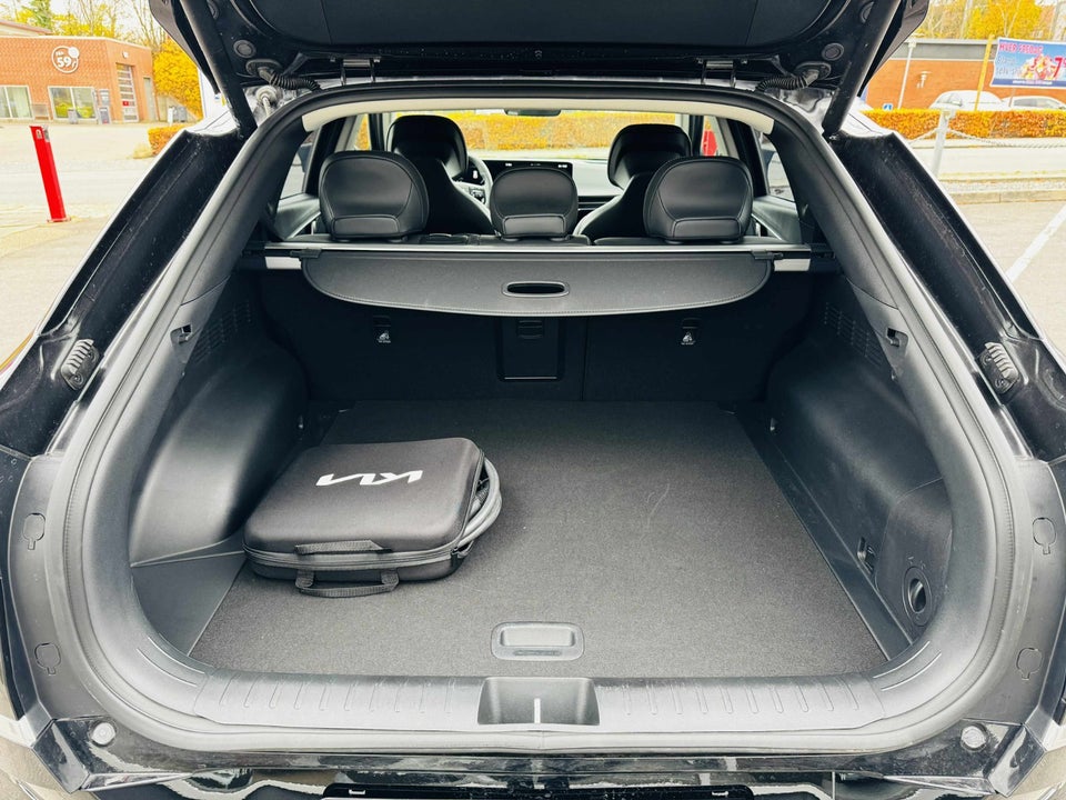 Kia EV6 84 Long Range Upgrade 5d