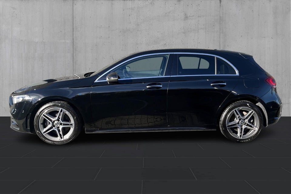 Mercedes A250 e 1,3 AMG Line aut. 5d