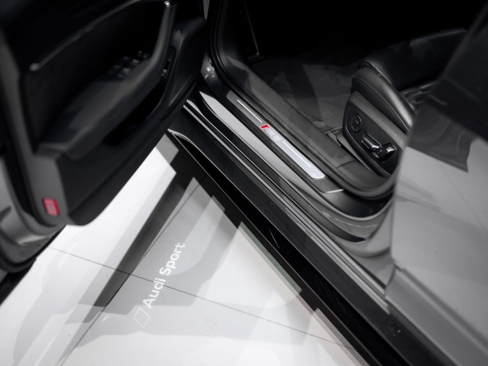 Audi RS6 4,0 TFSi Avant quattro Tiptr. 5d