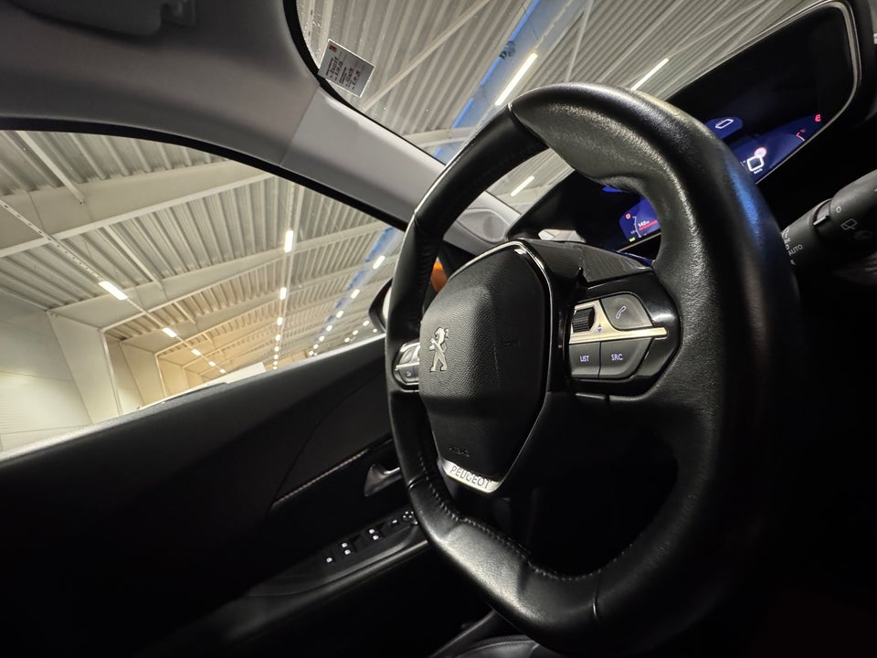 Peugeot 2008 1,2 PureTech 130 Active 5d