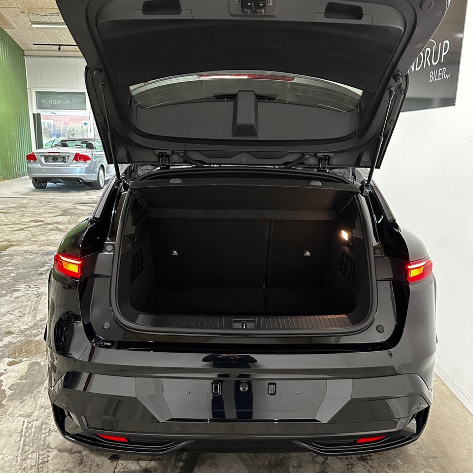 Renault Megane E-Tech 60 Techno 5d