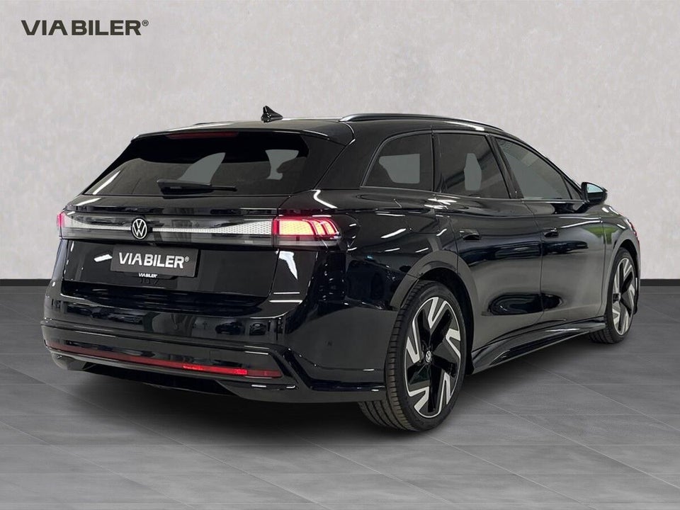 VW ID.7 86 Style S Tourer 5d