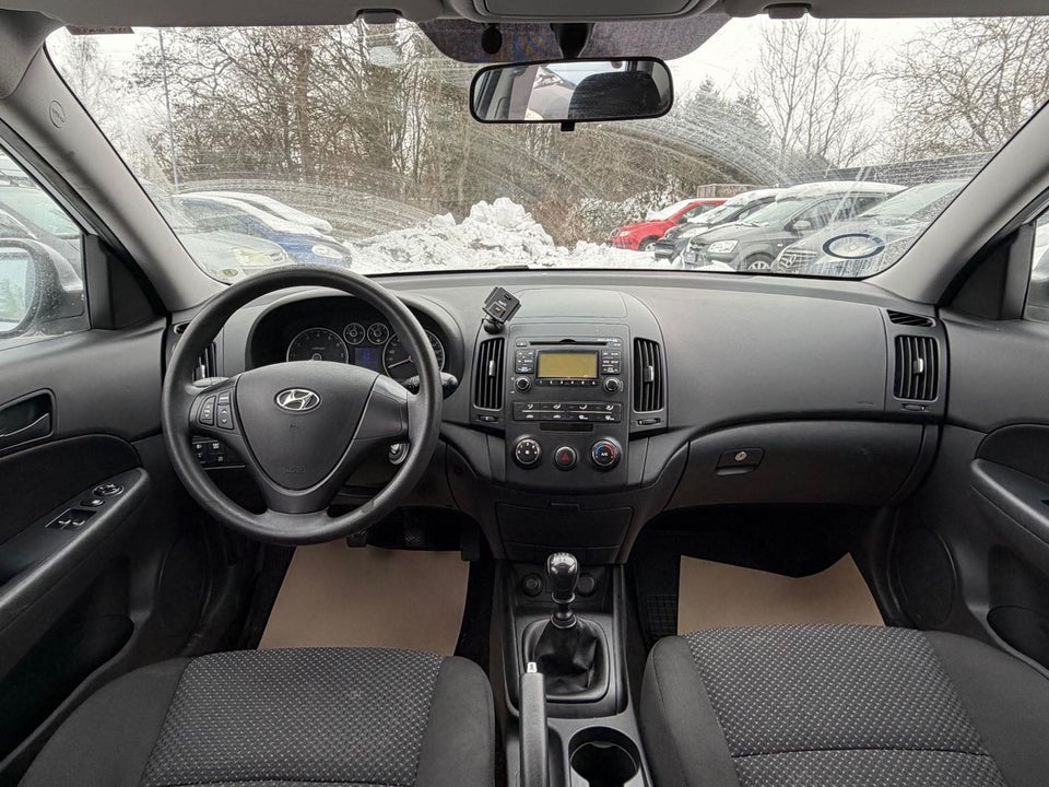 Hyundai i30 1,4 CVVT 109 Classic 5d