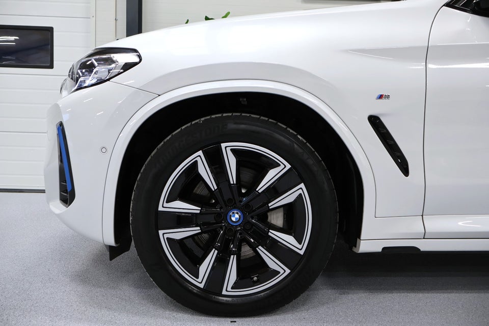 BMW iX3 Charged M-Sport 5d