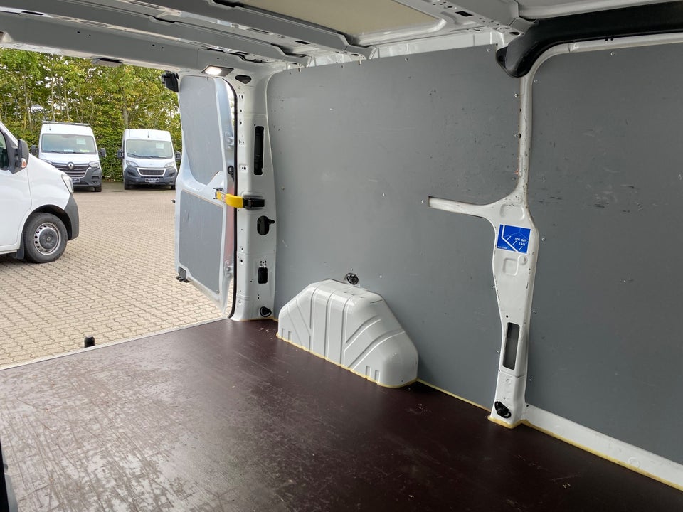 Ford Transit Custom 300 L2 2,0 TDCi 130 Trend aut.