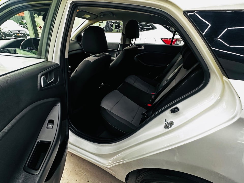 Hyundai i20 1,25 Active 5d