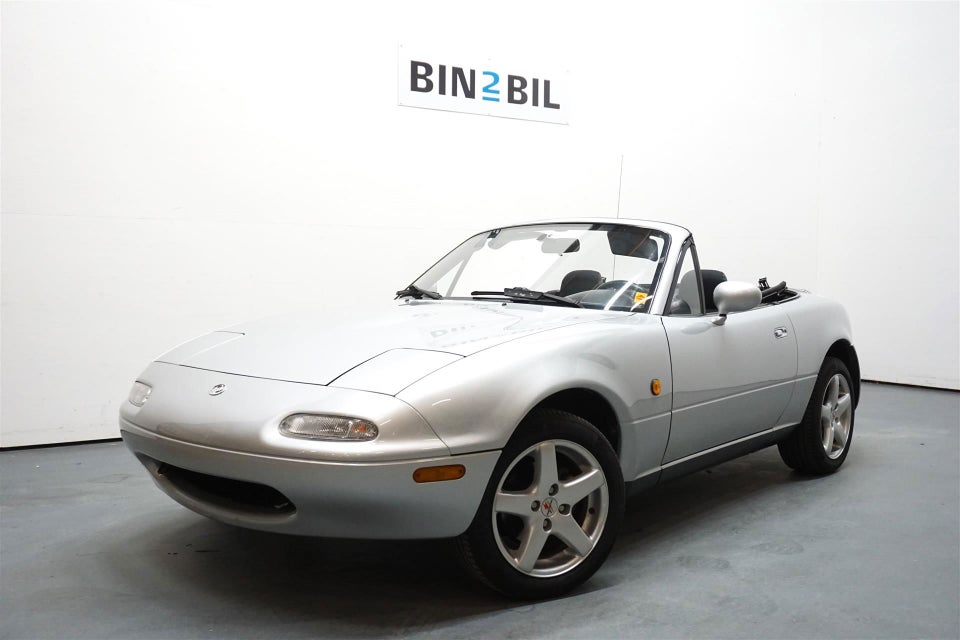 Mazda MX-5 1,6i 16V 2d