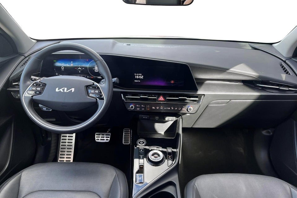 Kia Niro 64 EV Premium 5d
