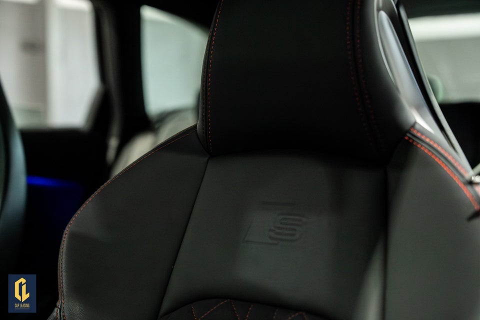 Audi A4 40 TFSi S-line plus Avant S-tr. 5d