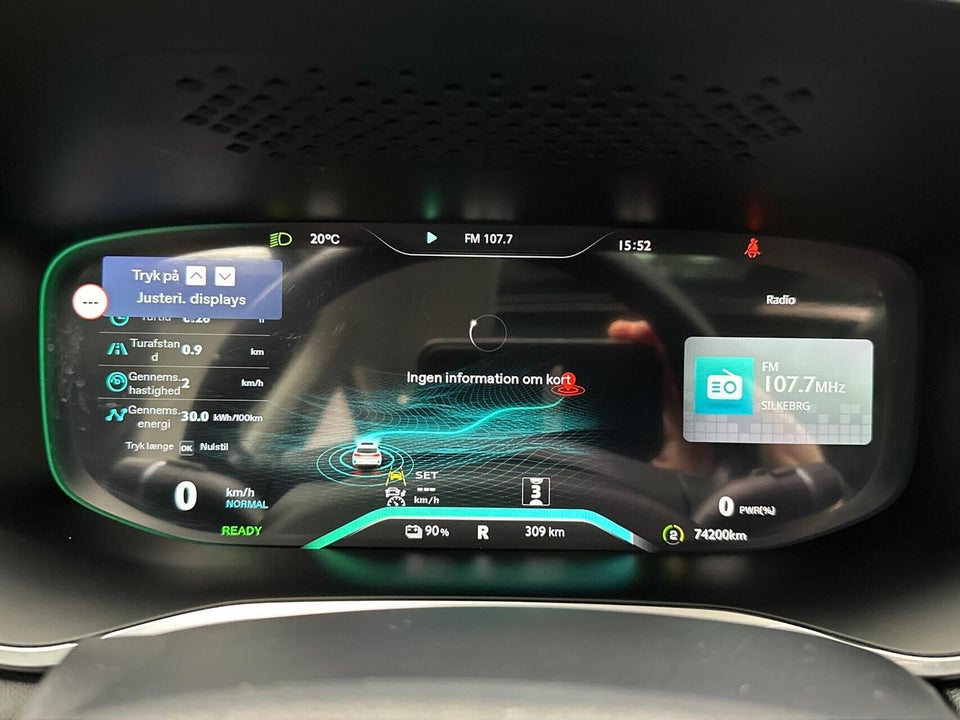 MG Marvel R Luxury 5d