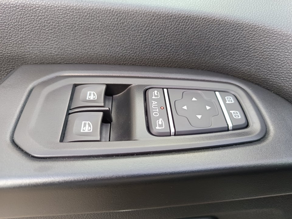 Nissan Primastar 2,0 dCi 150 L2H1 N-Connecta Mandskabsvogn
