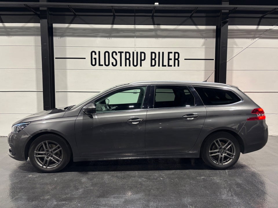 Peugeot 308 1,2 PureTech 130 Infinity SW 5d