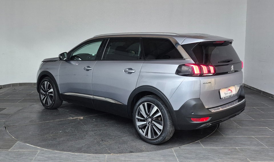 Peugeot 5008 1,2 PureTech 130 Allure EAT8 7prs 5d