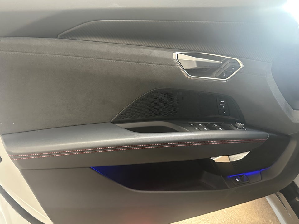 Audi RS e-tron GT quattro 4d