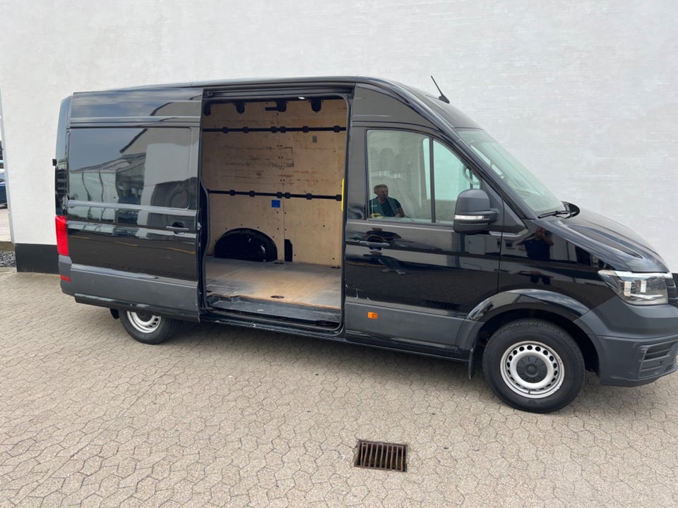 VW Crafter 35 2,0 TDi 177 Kassevogn L3H3 aut.