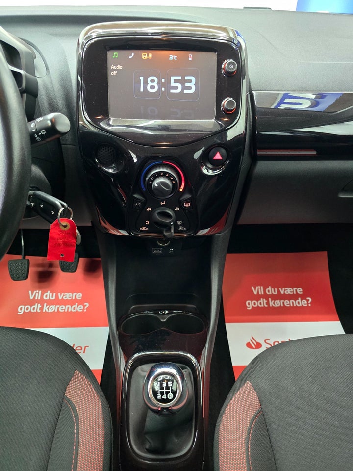 Toyota Aygo 1,0 VVT-i x-play 5d