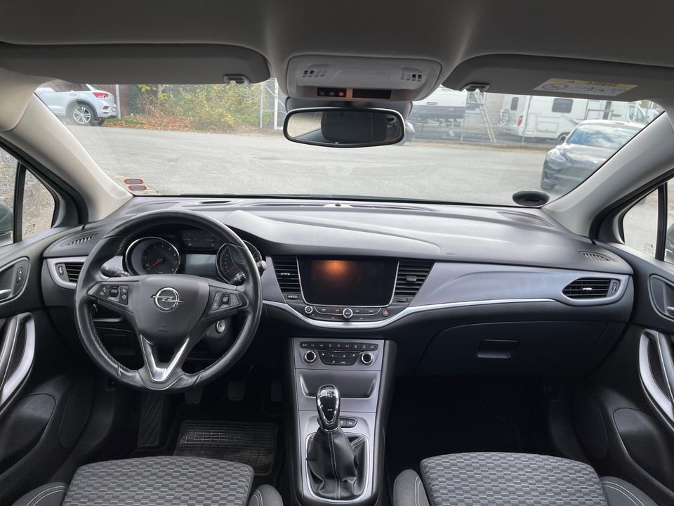 Opel Astra 1,4 T 150 Enjoy 5d