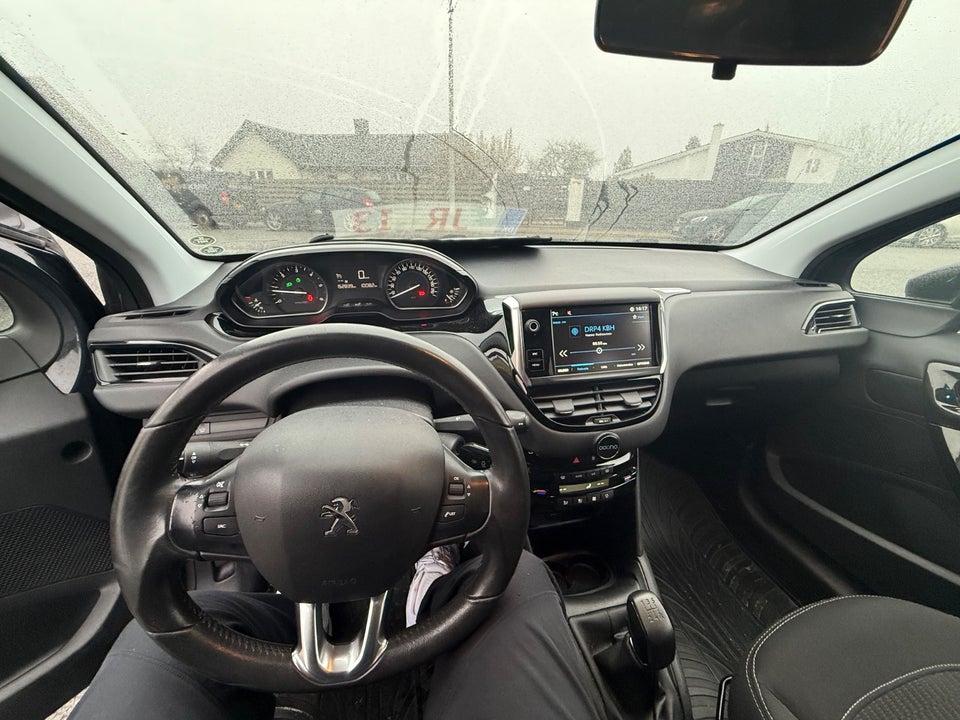 Peugeot 208 1,6 BlueHDi 100 Active 5d