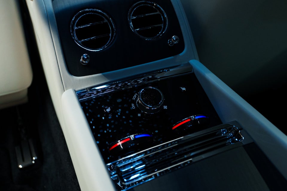 Rolls-Royce Spectre 2d