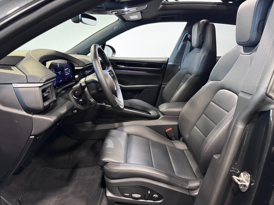 Porsche Macan 4 5d