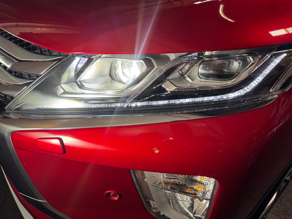 Mitsubishi Eclipse Cross 1,5 T 163 Intense+ CVT 5d