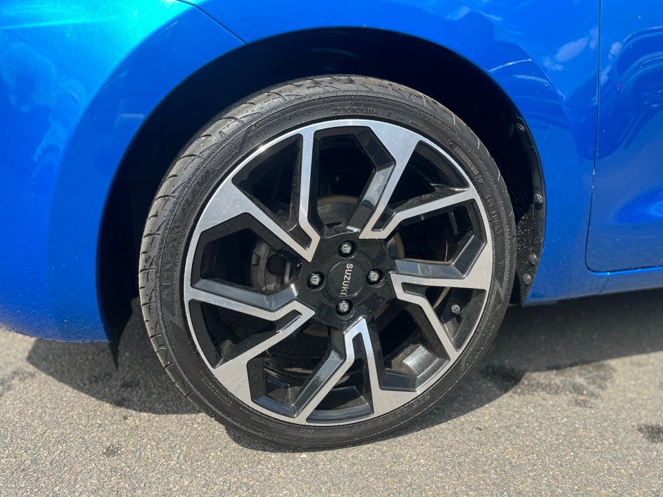 Suzuki Swift 1,2 mHybrid Style 5d