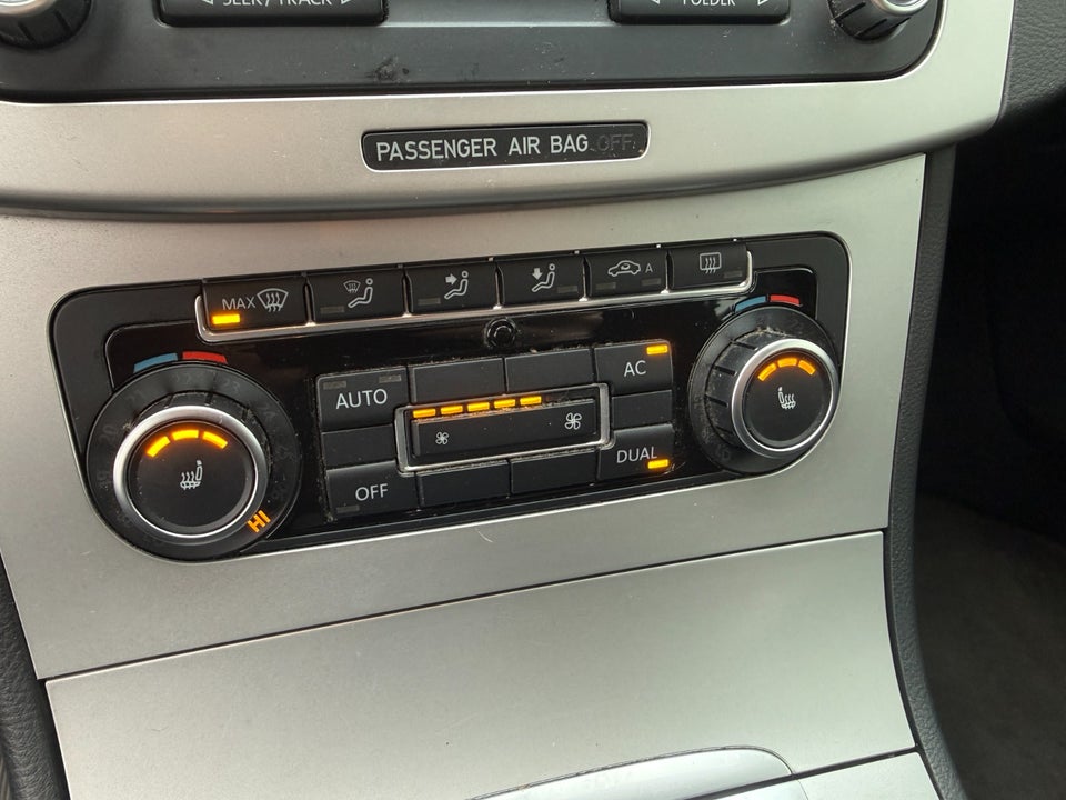 VW Passat 1,6 TDi 105 BlueMotion 4d