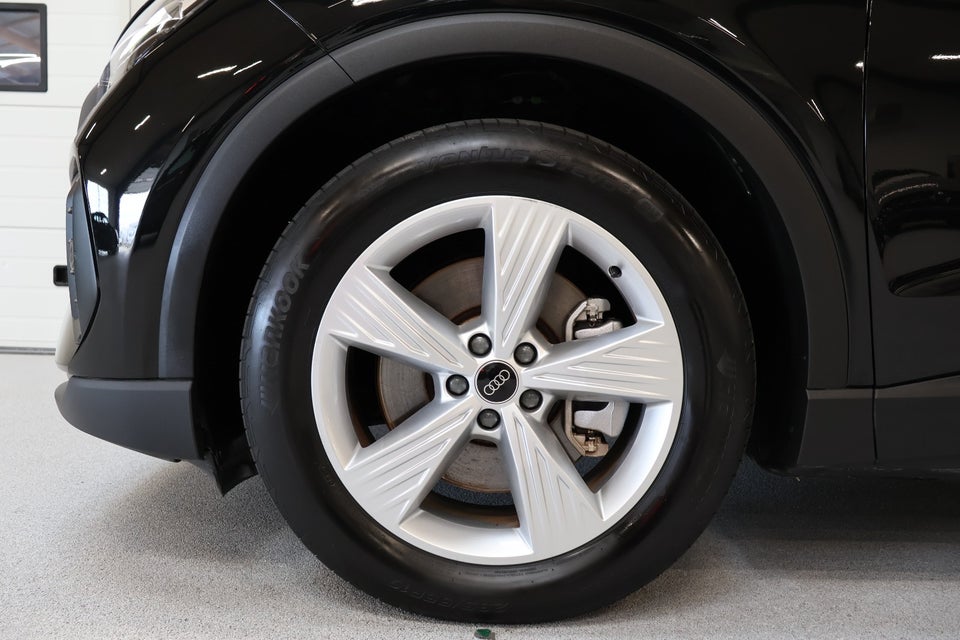 Audi Q4 e-tron 45 Advanced 5d