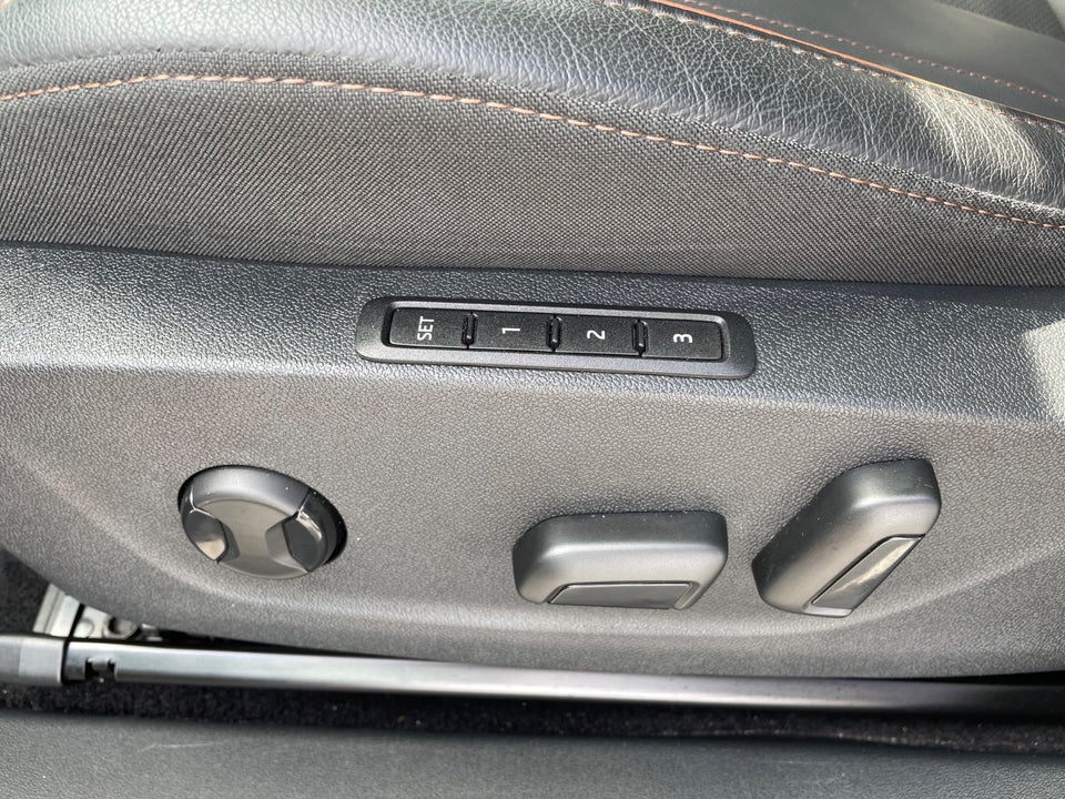 Skoda Enyaq 85 iV ecoSuite 5d