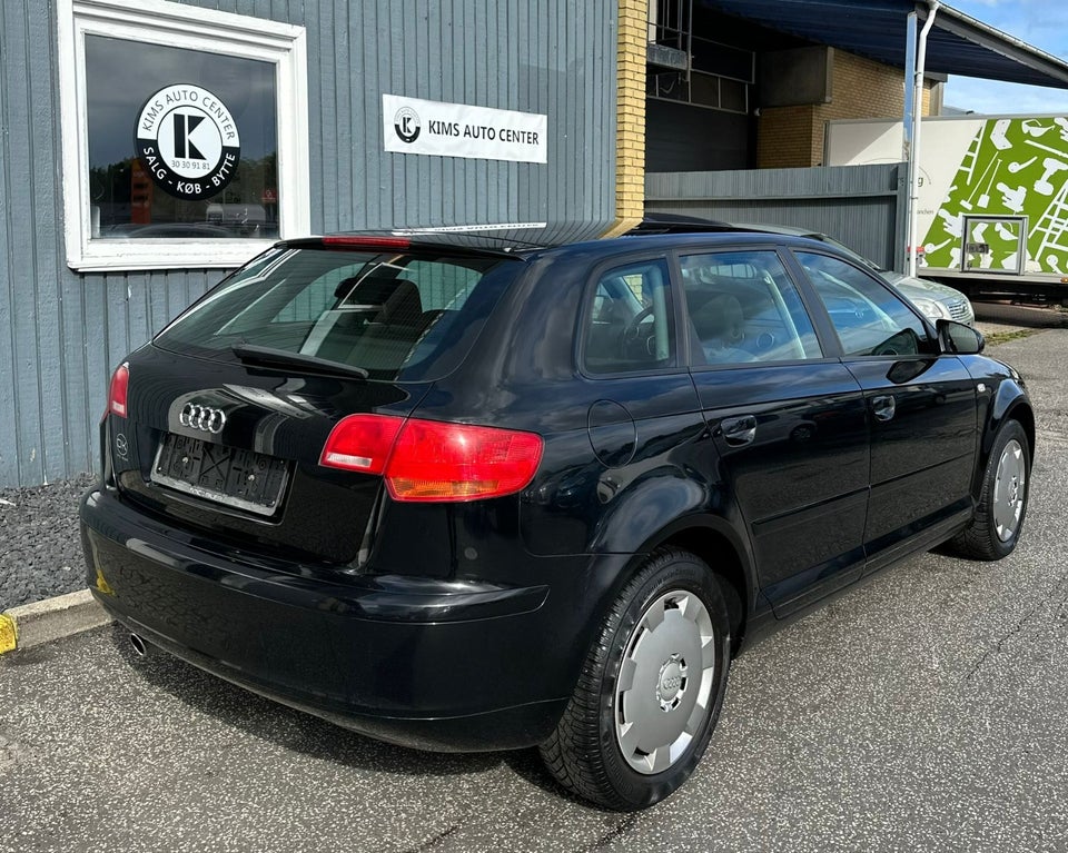 Audi A3 1,6 Ambition Sportback 5d