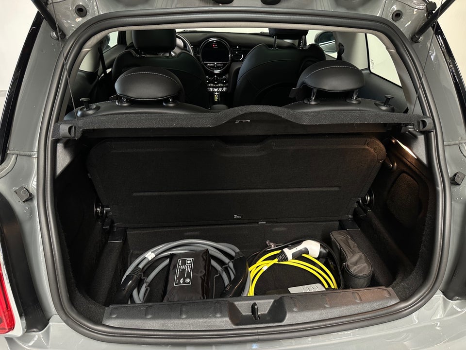 MINI Cooper SE Camden Edition 3d