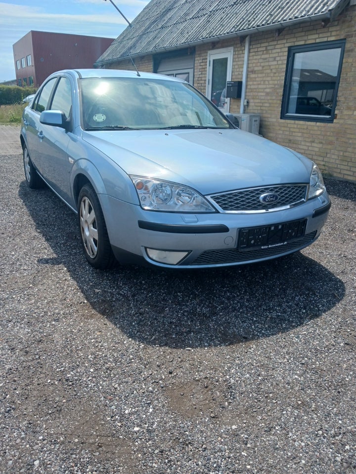 Ford Mondeo 2,5 170 Ebony 5d