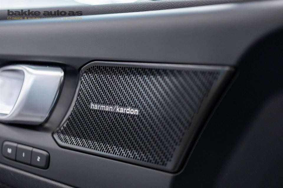 Volvo XC40 ReCharge Extended Range Ultimate 5d