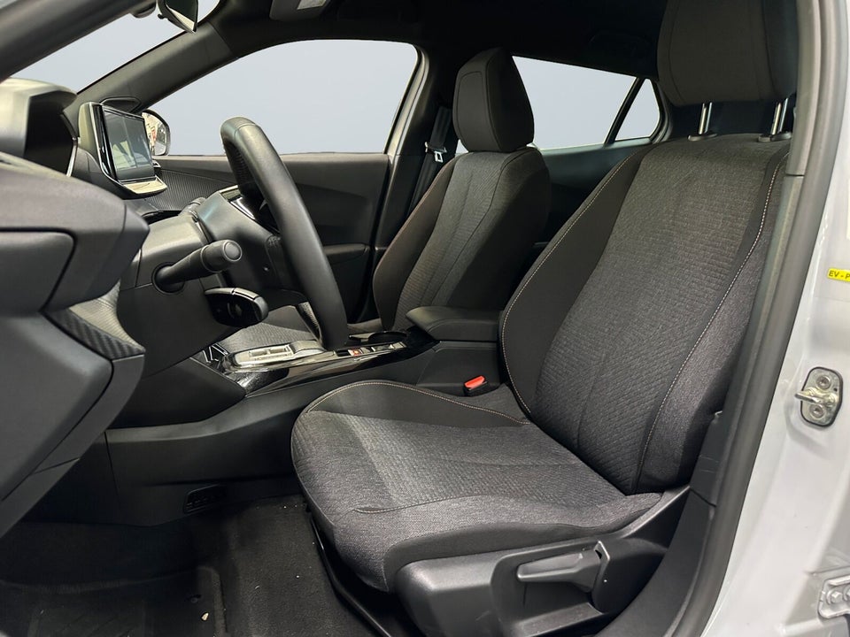 Peugeot e-2008 54 Style 5d
