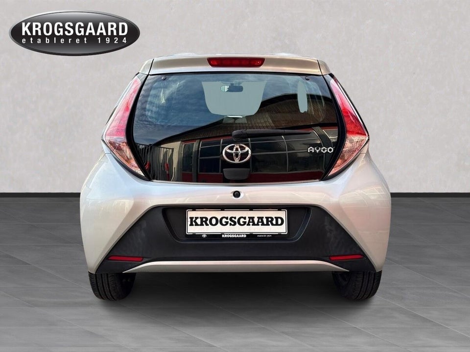 Toyota Aygo 1,0 VVT-i x-play x-shift 5d