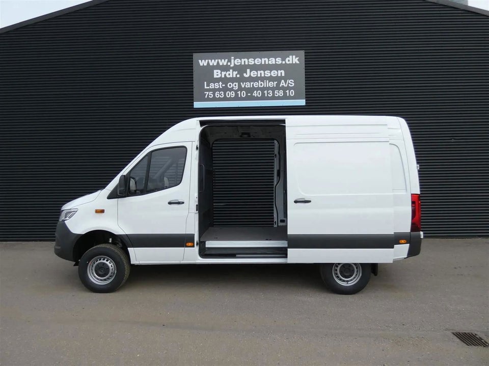 Mercedes Sprinter 319 2,0 CDi A2 Kassevogn PRO aut. AWD