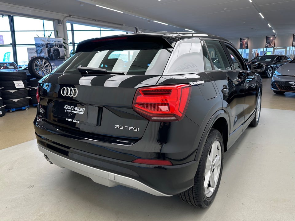 Audi Q2 35 TFSi S-tr. 5d