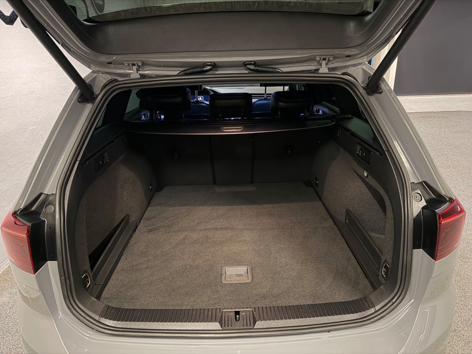 VW Passat 2,0 TSi 272 R-line Variant DSG 4Motion 5d