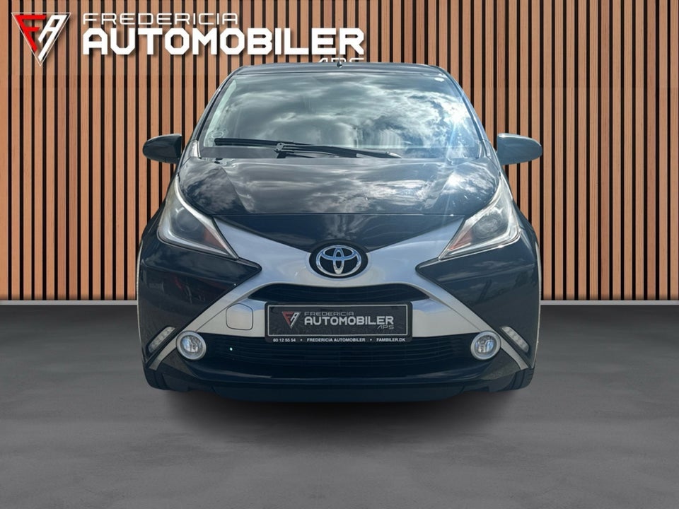 Toyota Aygo 1,0 VVT-i x-black II 5d