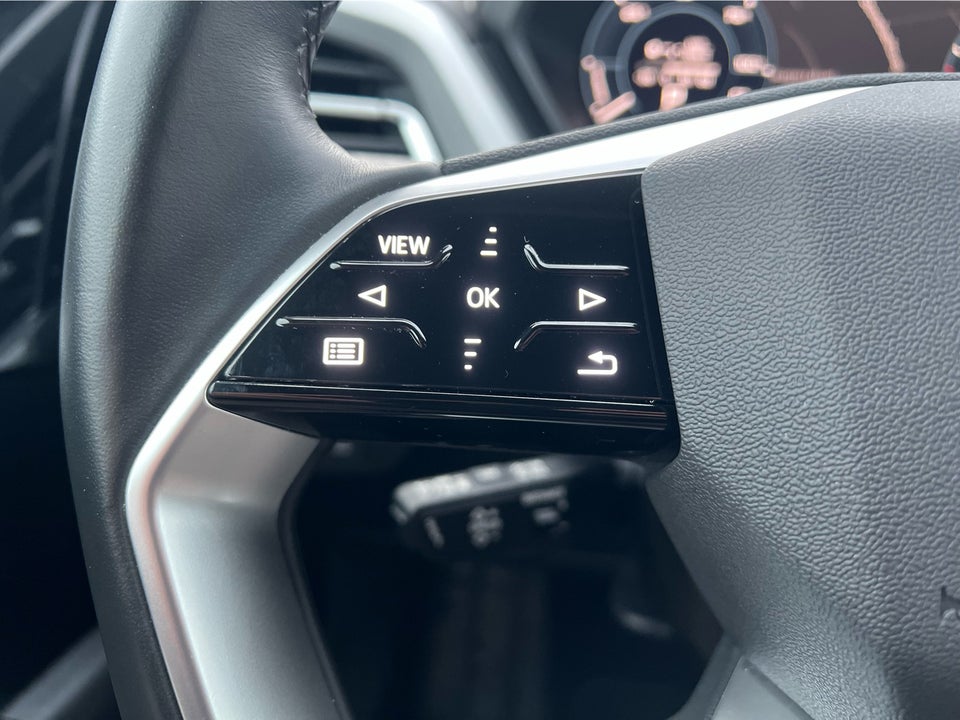 Audi Q4 e-tron 40  5d