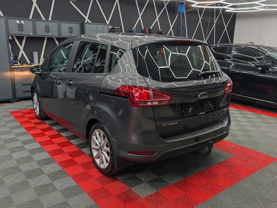 Ford B-MAX 1,0 SCTi 125 Titanium 5d
