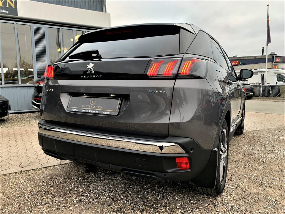 Peugeot 3008 1,6 Hybrid First Selection EAT8 5d