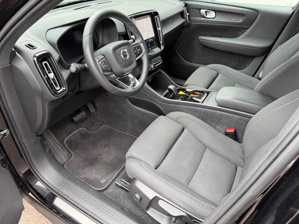 Volvo XC40 P6 ReCharge Core 5d