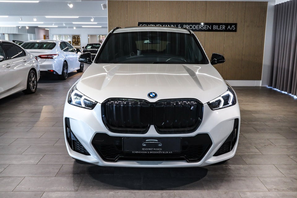 BMW iX1 xDrive30 M-Sport 5d