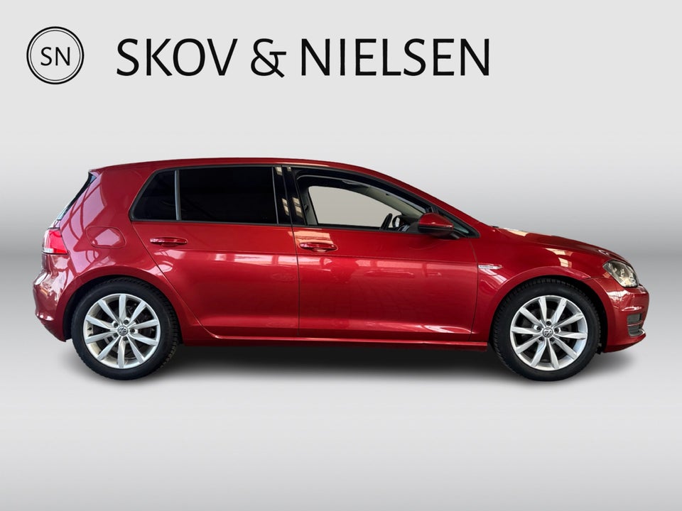 VW Golf VII 1,6 TDi 110 Comfortline 5d