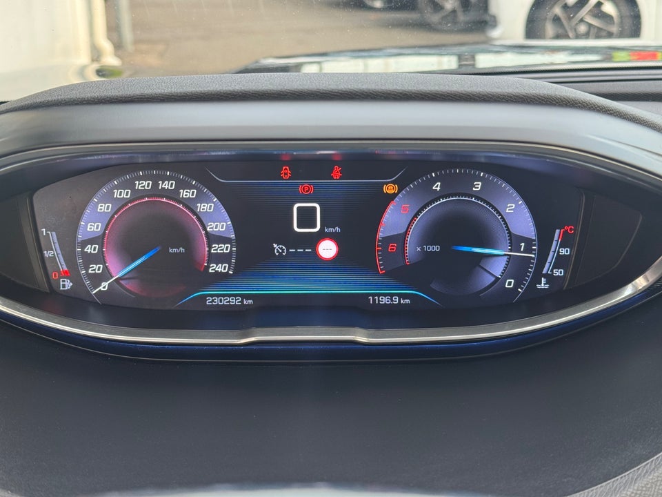 Peugeot 3008 1,6 BlueHDi 120 Active 5d