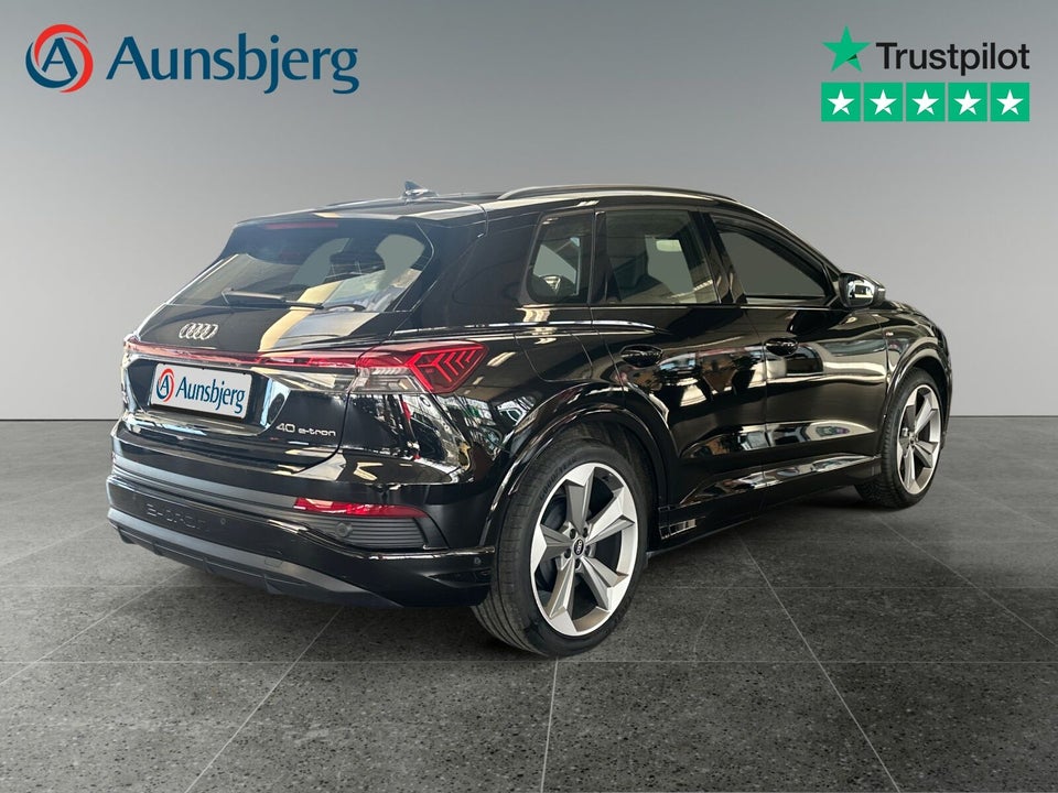 Audi Q4 e-tron 40 S-line 5d
