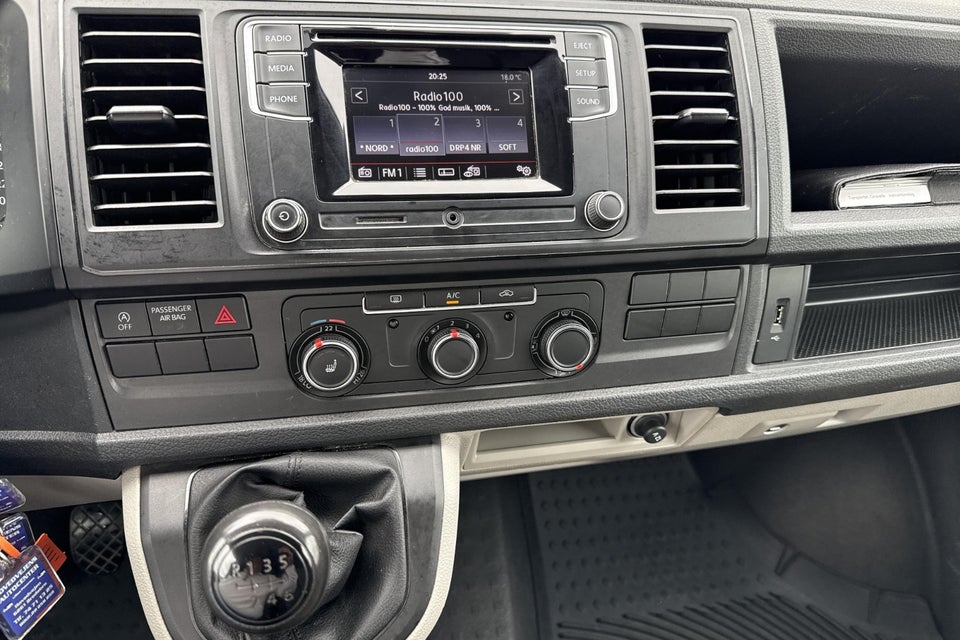 VW Transporter 2,0 TDi 150 Kassevogn lang